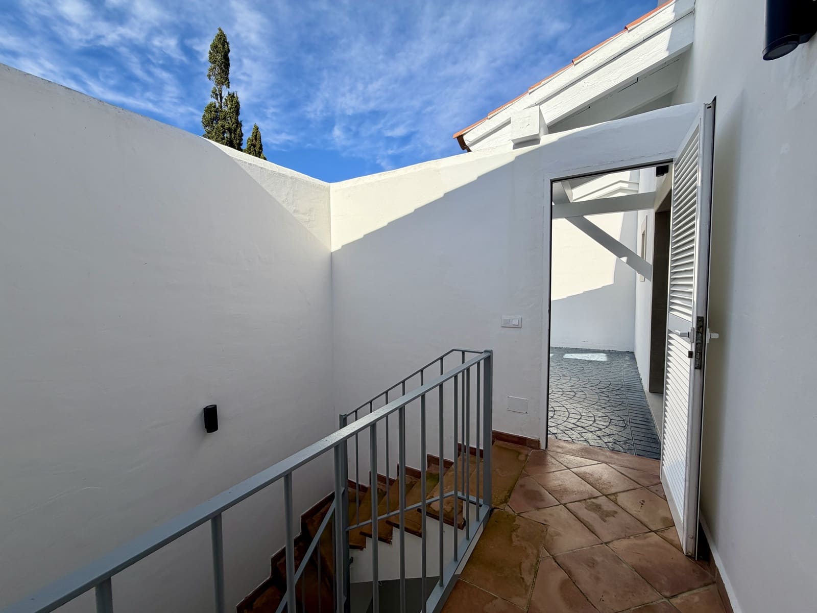 6 sypialnia Willa na sprzedaż w Santa Ponsa z basenem garażem - 2 750 000 € (Ref: 9450859)