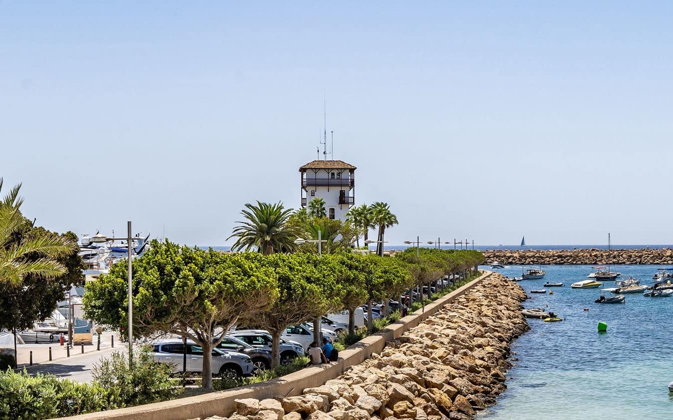 4 chambre Villa/Maison Mitoyenne à vendre à Portals Nous avec garage - 1 300 000 € (Ref: 9453529)