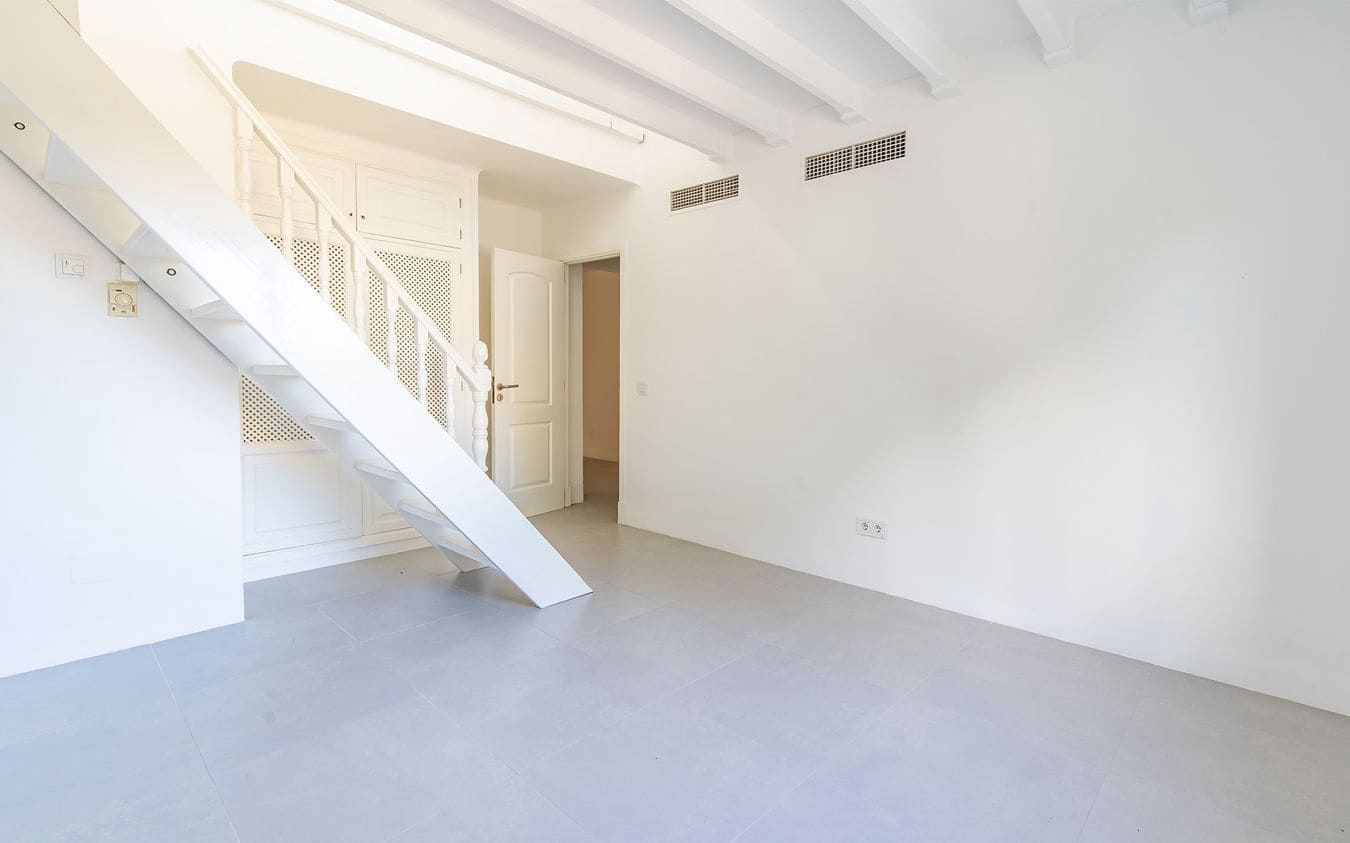 5 bedroom Villa for sale in Puerto de Andratx with pool garage - € 3,300,000 (Ref: 9453632)