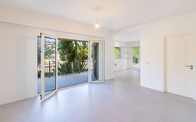 5 bedroom Villa for sale in Puerto de Andratx, Andratx with pool garage - € 3,300,000 (Ref: 9453632)