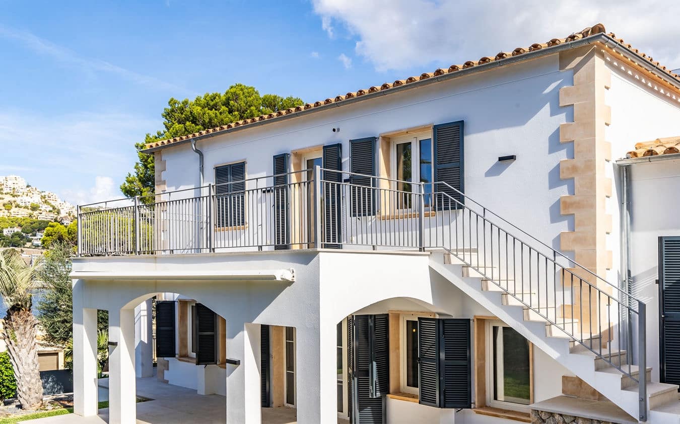 5 bedroom Villa for sale in Puerto de Andratx with pool garage - € 3,300,000 (Ref: 9453632)