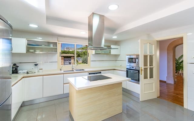 5 bedroom Semi-detached Villa for sale in Puig de Ros, Llucmajor with pool garage - € 1,385,000 (Ref: 9453634)