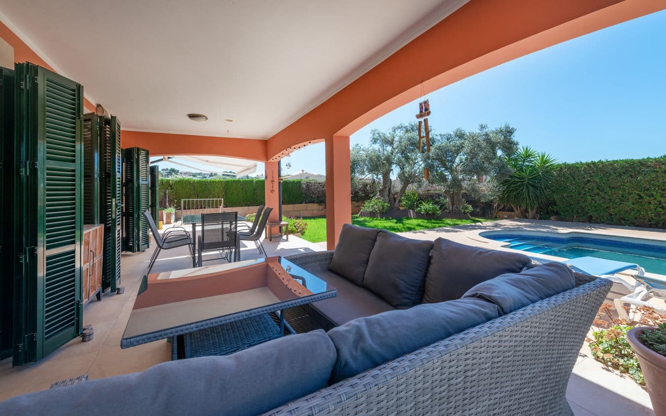 5 bedroom Villa for sale in Sa Cabaneta / La Cabaneta with pool garage - € 1,500,000 (Ref: 9454721)