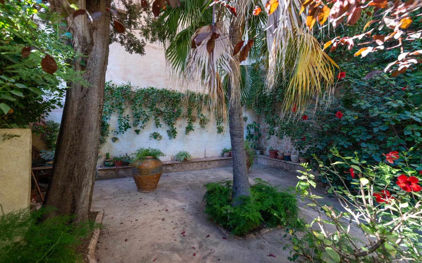 6 bedroom Townhouse for sale in Soller with garage - € 1,890,000 (Ref: 9459468)