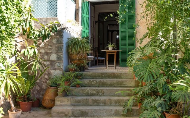 6 quarto Casa em Banda para venda em Sóller com garagem - 1 890 000 € (Ref: 9459468)