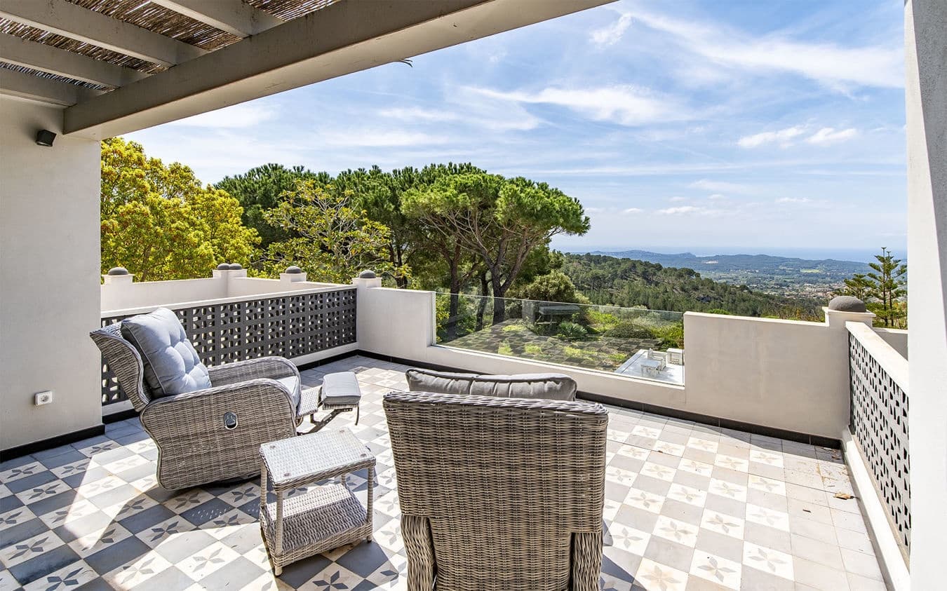 4 bedroom Villa for sale in Calvia with pool garage - € 6,800,000 (Ref: 9460613)