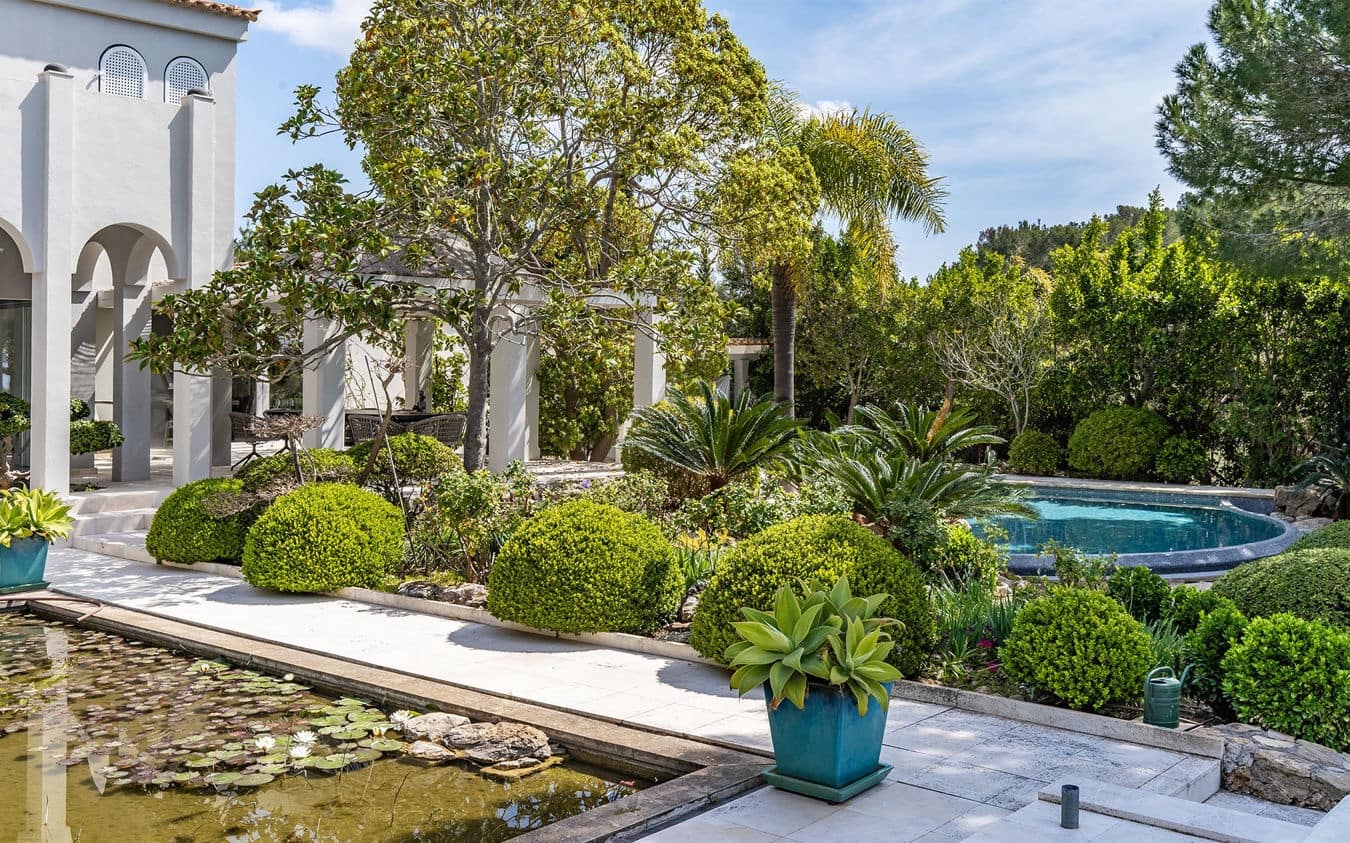 4 bedroom Villa for sale in Calvia with pool garage - € 6,800,000 (Ref: 9460613)