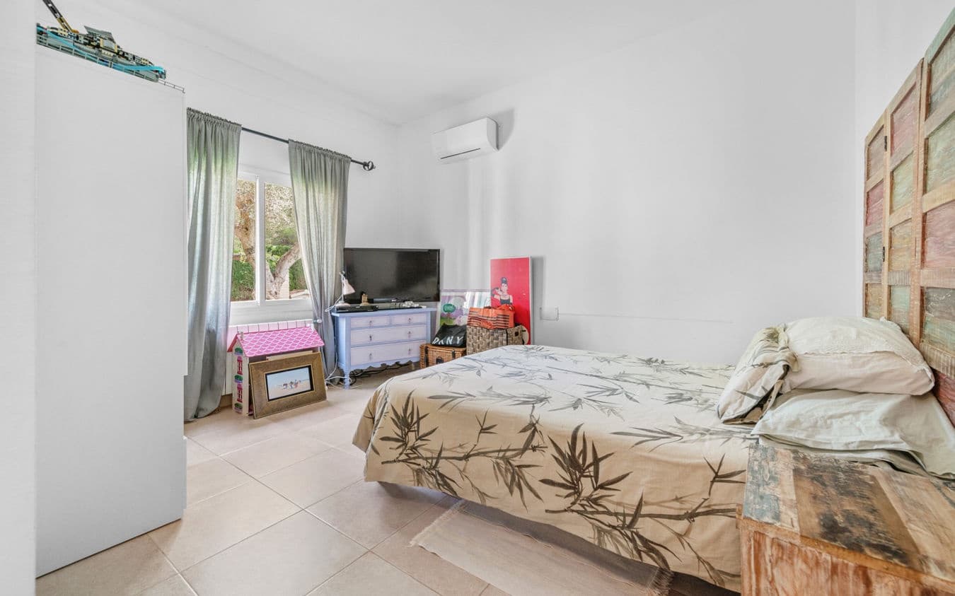 4 makuuhuone Huvila myytävänä paikassa Santa Ponsa mukana uima-altaan 
autotalli - 2 800 000 € (Ref: 9462655)