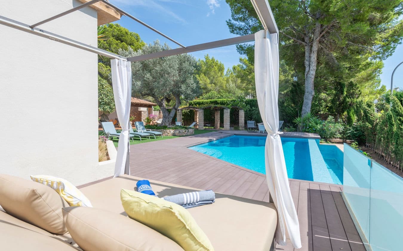 4 makuuhuone Huvila myytävänä paikassa Santa Ponsa mukana uima-altaan 
autotalli - 2 800 000 € (Ref: 9462655)