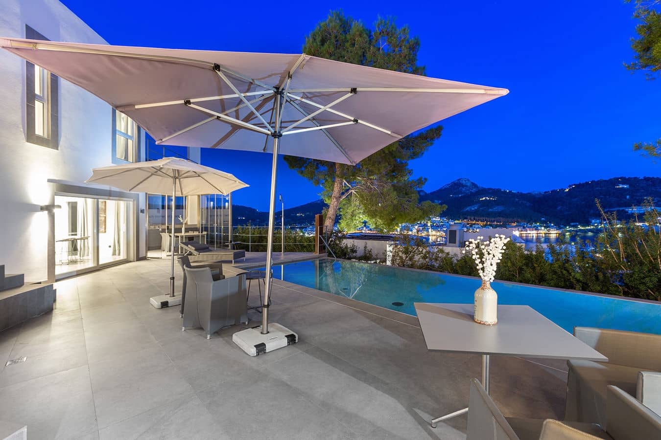 4 quarto Moradia para venda em Puerto de Andratx com piscina garagem - 5 200 000 € (Ref: 9462656)