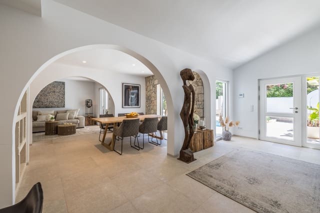 3 Zimmer Villa zu verkaufen in Sol de Mallorca, Calvià mit Pool Garage - 2.250.000 € (Ref: 9462787)