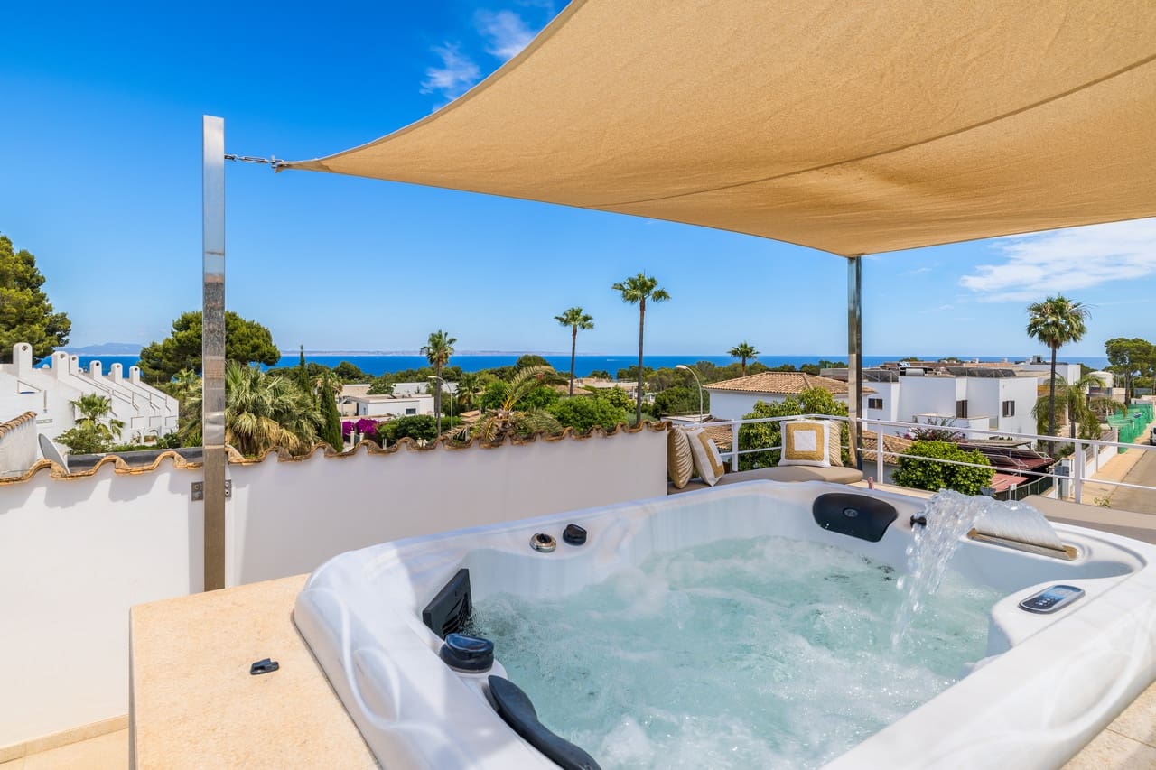 3 Zimmer Villa zu verkaufen in Sol de Mallorca mit Pool Garage - 2.250.000 € (Ref: 9462787)