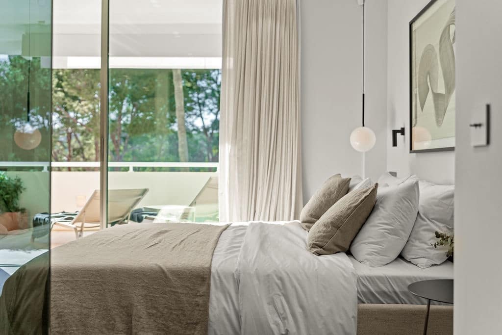 3 bedroom Apartment for sale in Bendinat with pool - € 1,495,000 (Ref: 9464876)