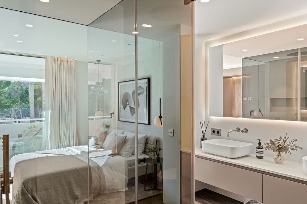 3 bedroom Apartment for sale in Bendinat with pool - € 1,495,000 (Ref: 9464876)