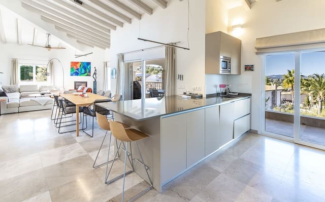 6 soveværelse Villa til salg i Santa Ponsa, Calvià med swimmingpool garage - € 3.950.000 (Ref: 9465743)