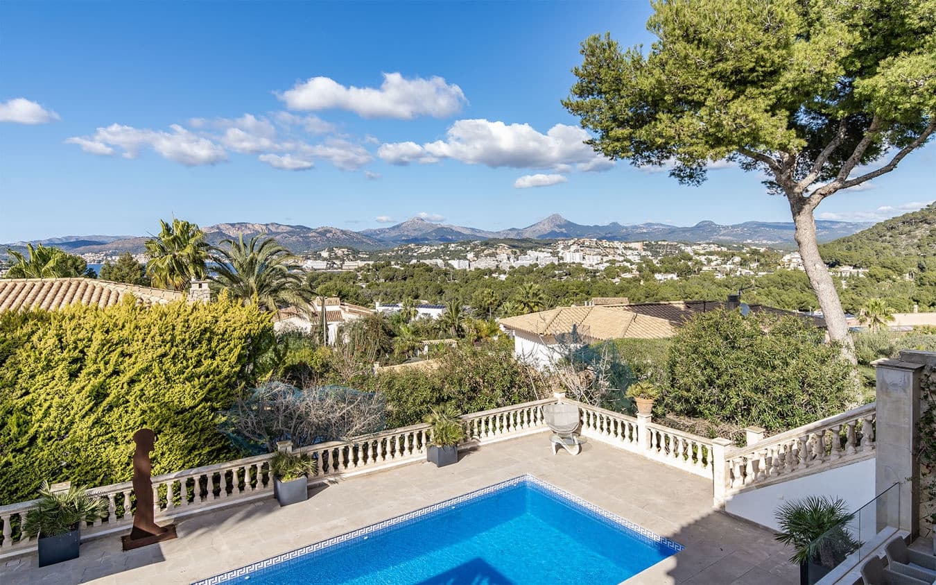 6 soveværelse Villa til salg i Santa Ponsa med swimmingpool garage - € 3.950.000 (Ref: 9465743)