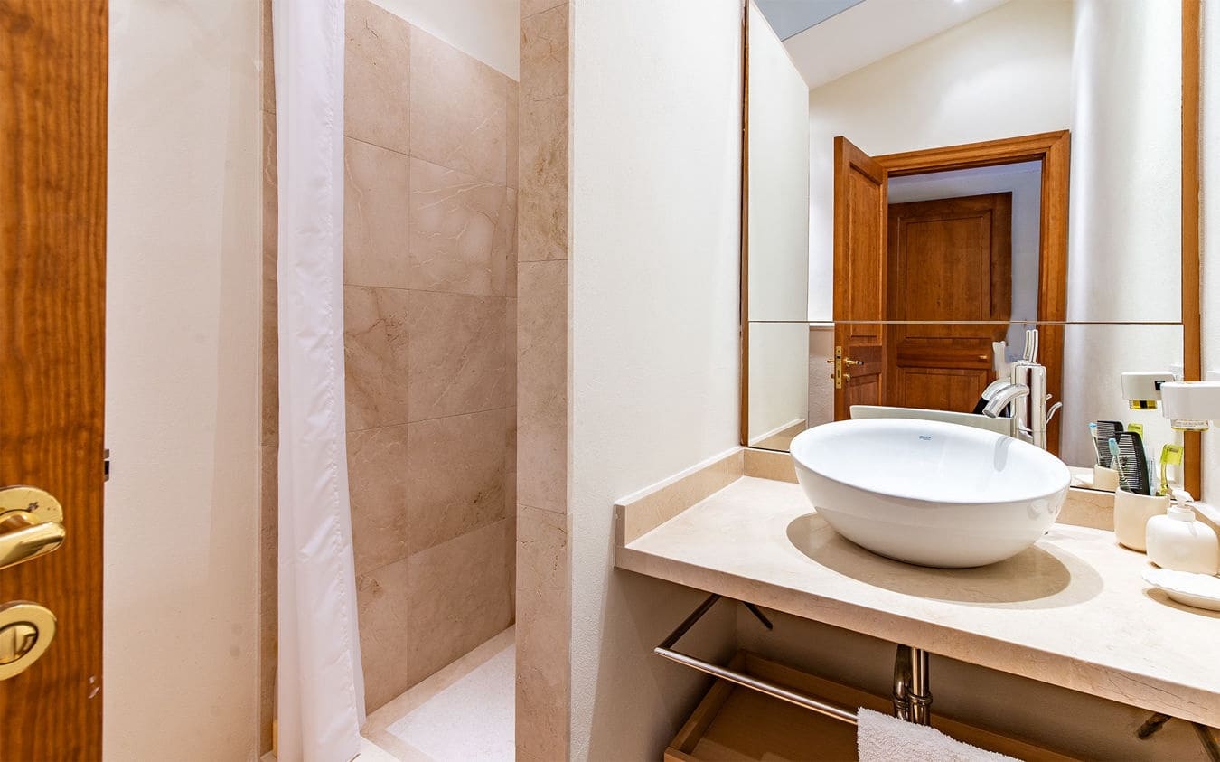 Finca/Casa Rural de 4 habitaciones en Valldemosa en venta con piscina garaje - 7.000.000 € (Ref: 9467776)