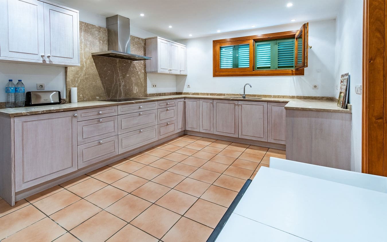 Finca/Casa Rural de 4 habitaciones en Valldemosa en venta con piscina garaje - 7.000.000 € (Ref: 9467776)