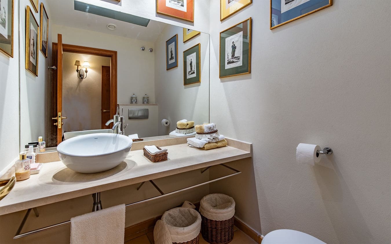 Finca/Casa Rural de 4 habitaciones en Valldemosa en venta con piscina garaje - 7.000.000 € (Ref: 9467776)