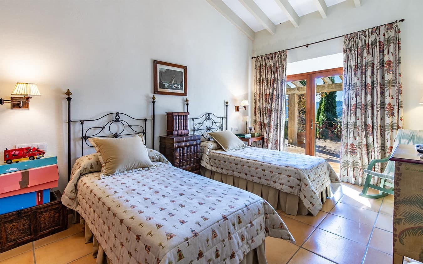 Finca/Casa Rural de 4 habitaciones en Valldemosa en venta con piscina garaje - 7.000.000 € (Ref: 9467776)