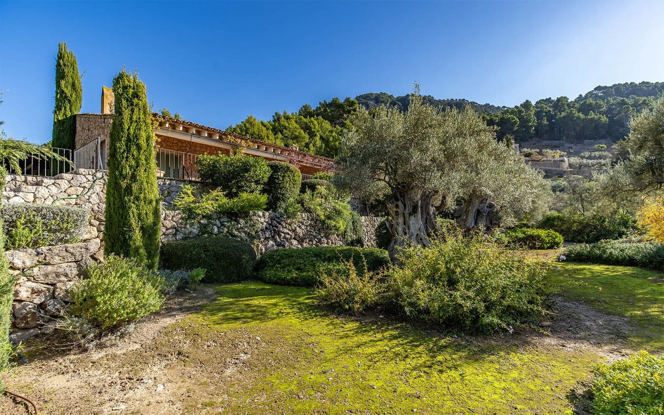 Finca/Casa Rural de 4 habitaciones en Valldemosa en venta con piscina garaje - 7.000.000 € (Ref: 9467776)