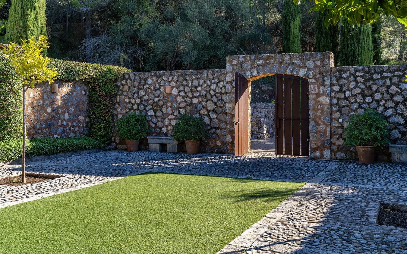 Finca/Casa Rural de 4 habitaciones en Valldemosa en venta con piscina garaje - 7.000.000 € (Ref: 9467776)