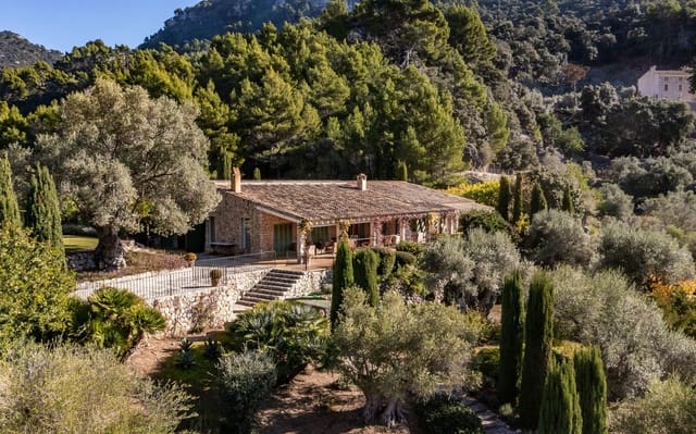 4 chambre Finca/Maison de Campagne à vendre à Valldemosa avec piscine garage - 7 000 000 € (Ref: 9467776)