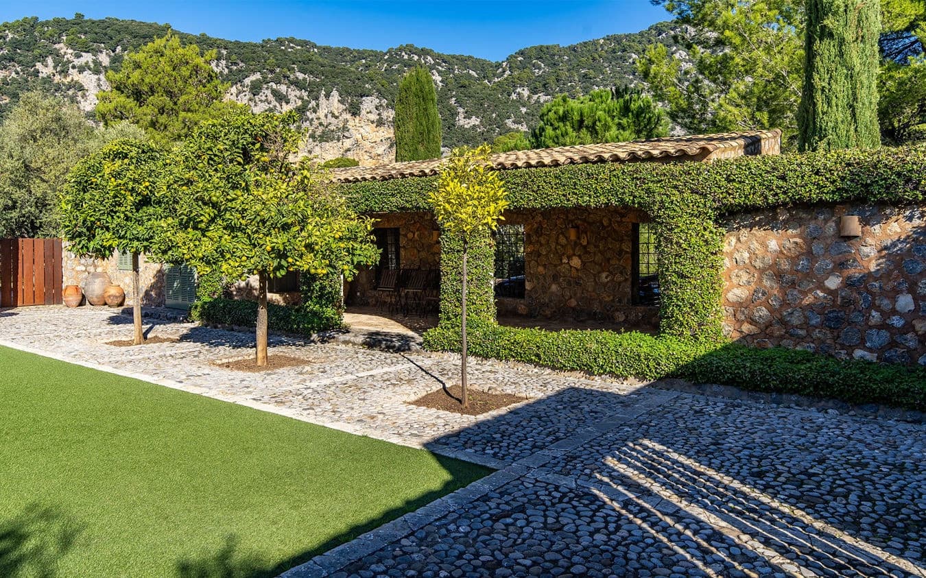 Finca/Casa Rural de 4 habitaciones en Valldemosa en venta con piscina garaje - 7.000.000 € (Ref: 9467776)