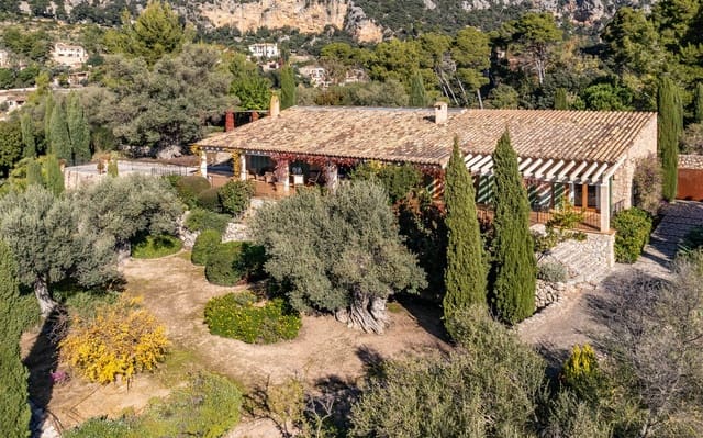 4 chambre Finca/Maison de Campagne à vendre à Valldemosa avec piscine garage - 7 000 000 € (Ref: 9467776)