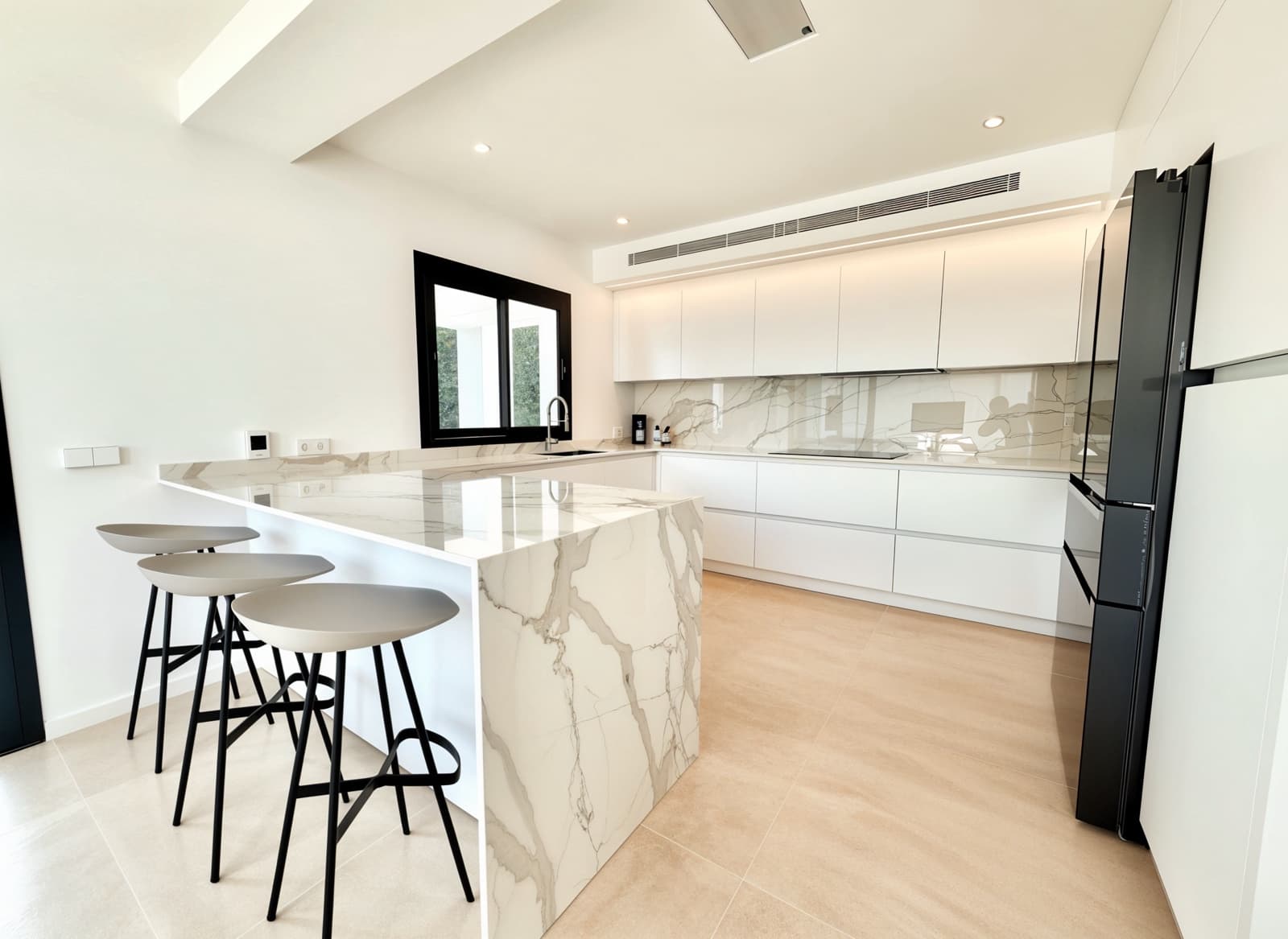 6 soverom Villa til salgs i Santa Ponsa med svømmebasseng garasje - € 4 495 000 (Ref: 9469902)