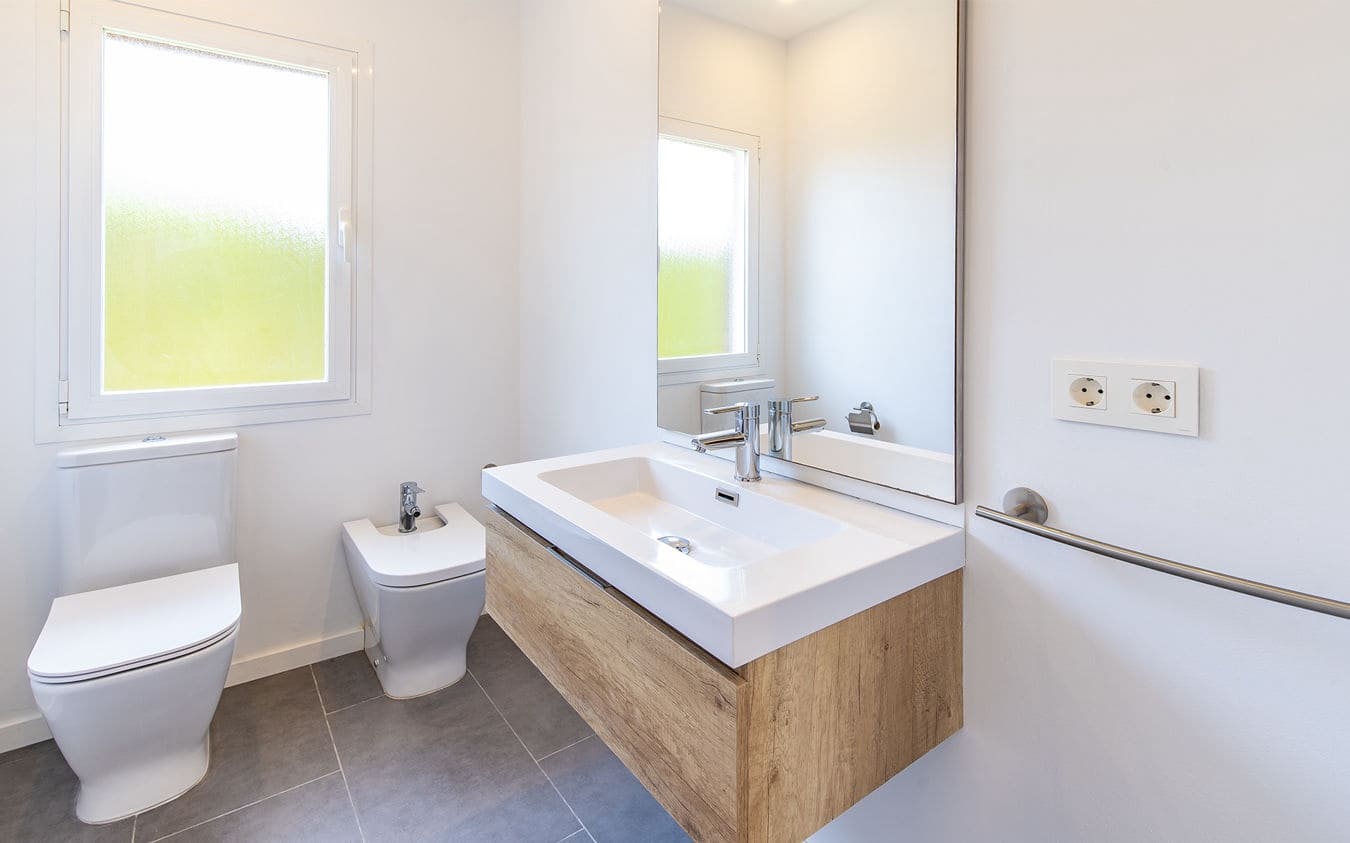 3 bedroom Villa for sale in Badia Blava with pool garage - € 1,190,000 (Ref: 9471575)