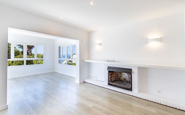 3 bedroom Villa for sale in Badia Blava, Llucmajor with pool garage - € 1,190,000 (Ref: 9471575)