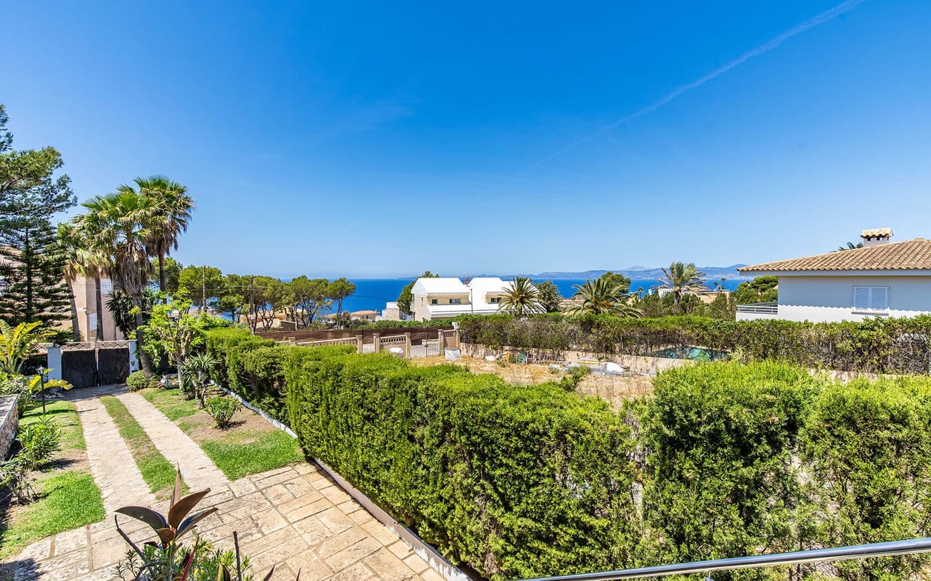 3 bedroom Villa for sale in Badia Blava with pool garage - € 1,190,000 (Ref: 9471575)