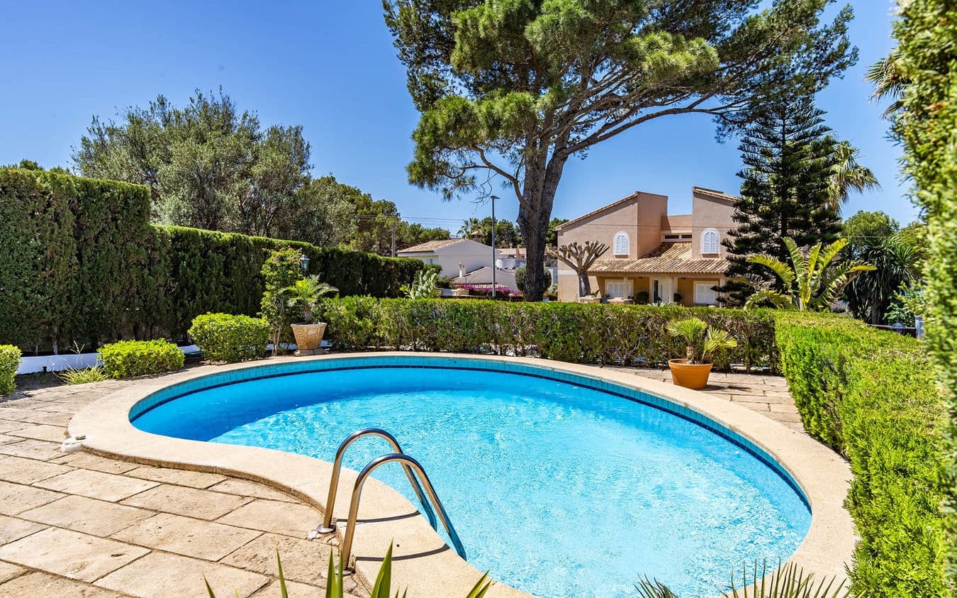 3 bedroom Villa for sale in Badia Blava with pool garage - € 1,190,000 (Ref: 9471575)