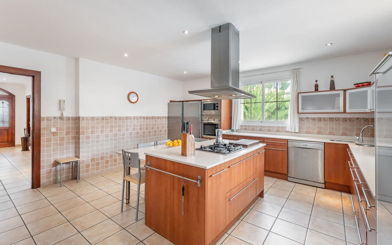 5 chambre Villa/Maison à vendre à Santa Ponsa avec piscine garage - 2 520 000 € (Ref: 9473414)