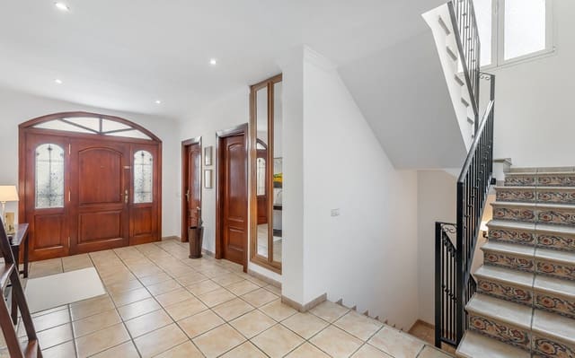 5 chambre Villa/Maison à vendre à Santa Ponsa, Calvià avec piscine garage - 2 520 000 € (Ref: 9473414)