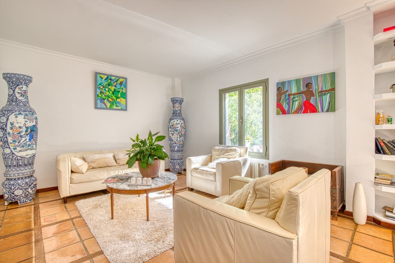 5 bedroom Finca/Country House for sale in Esporles with pool garage - € 1,900,000 (Ref: 9474380)