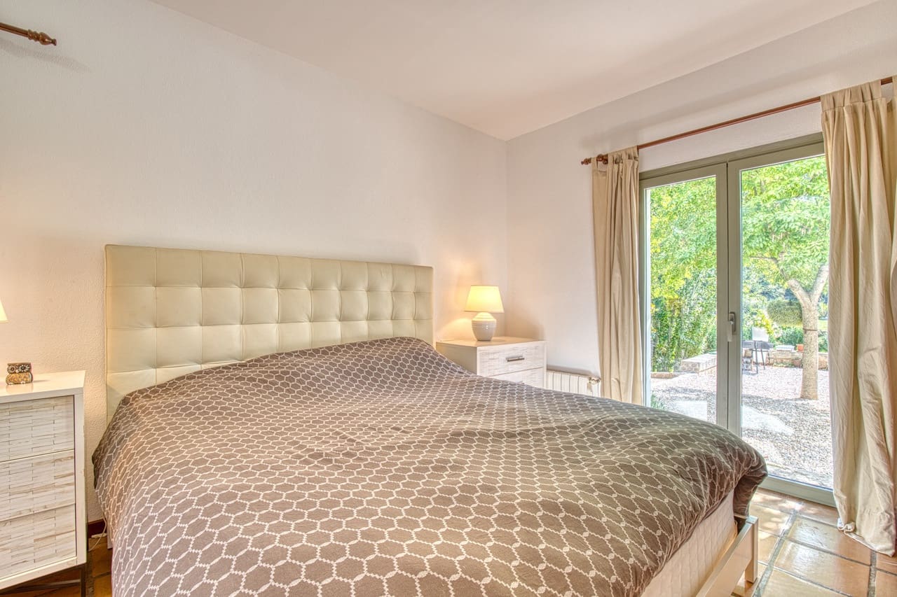 5 bedroom Finca/Country House for sale in Esporles with pool garage - € 1,900,000 (Ref: 9474380)