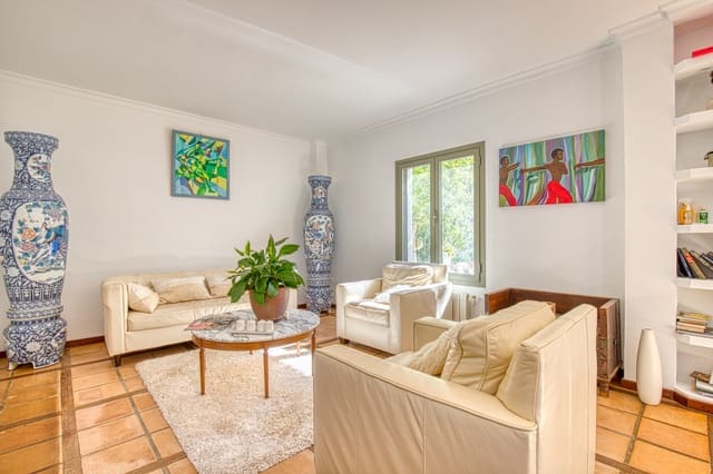 5 bedroom Finca/Country House for sale in Esporles with pool garage - € 1,900,000 (Ref: 9474380)