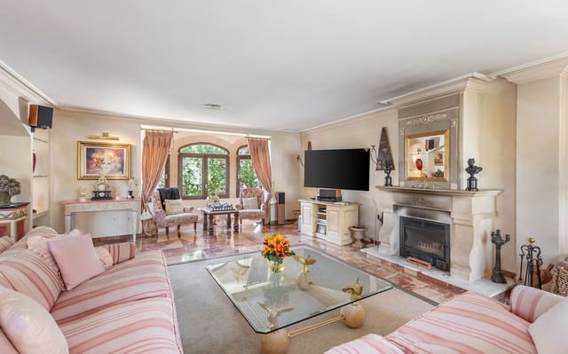 Chalet de 4 habitaciones en Costa d'en Blanes, Calvià en venta con piscina garaje - 2.470.000 € (Ref: 9474381)