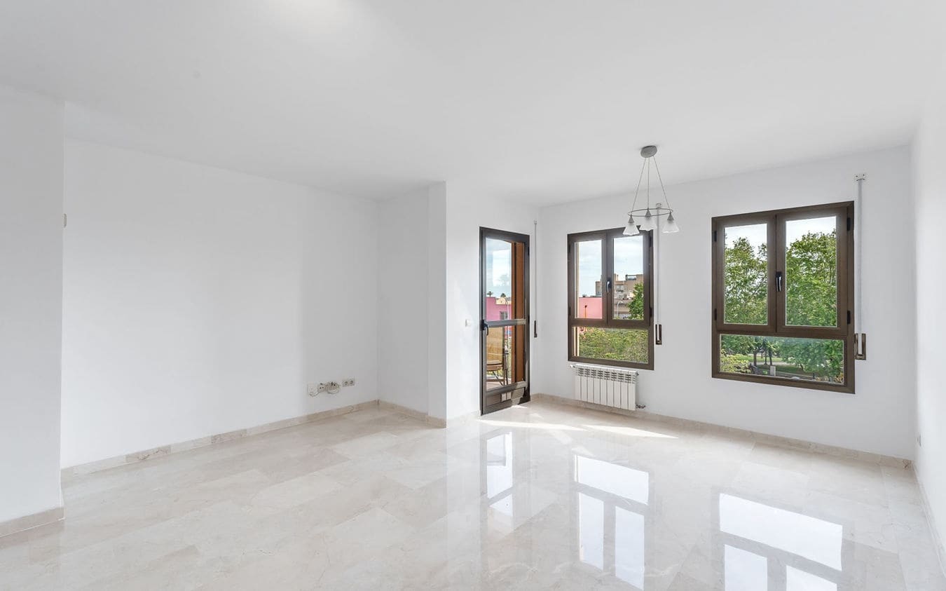 2 makuuhuone Huoneisto myytävänä paikassa Palma de Mallorca mukana uima-altaan 
autotalli - 1 140 000 € (Ref: 9474382)