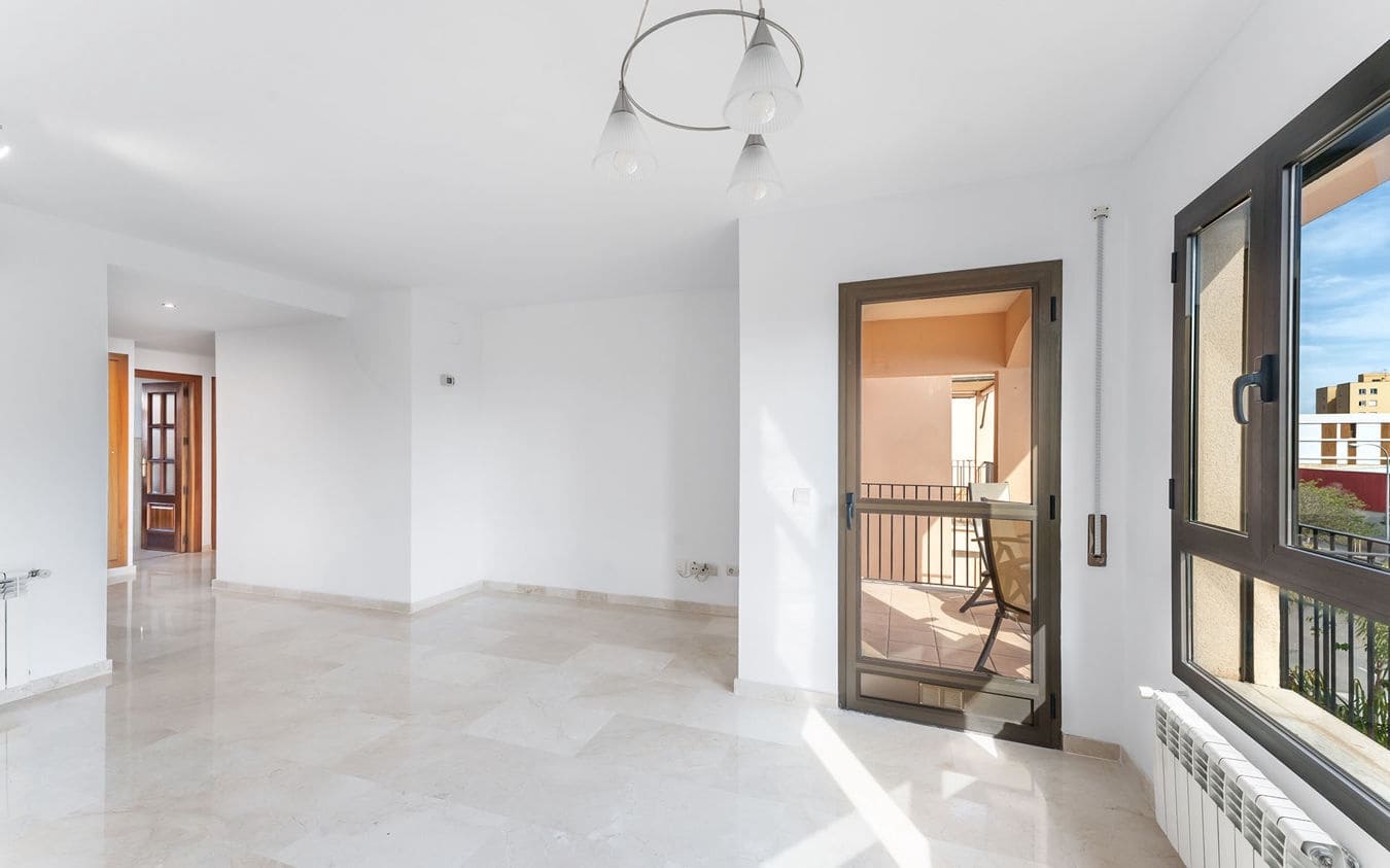 2 makuuhuone Huoneisto myytävänä paikassa Palma de Mallorca mukana uima-altaan 
autotalli - 1 140 000 € (Ref: 9474382)