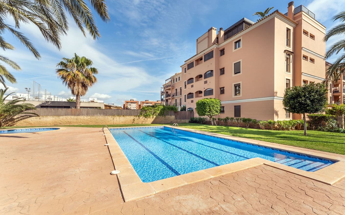 2 makuuhuone Huoneisto myytävänä paikassa Palma de Mallorca mukana uima-altaan 
autotalli - 1 140 000 € (Ref: 9474382)