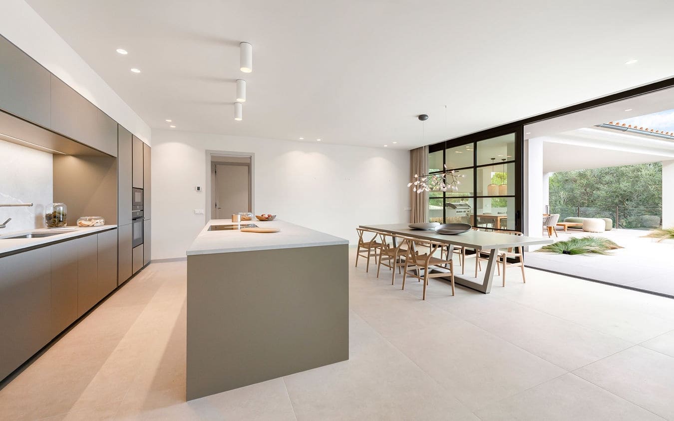 4 soverom Villa til salgs i Palma de Mallorca med svømmebasseng garasje - € 4 800 000 (Ref: 9474465)