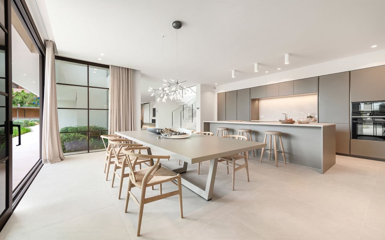 4 soverom Villa til salgs i Palma de Mallorca med svømmebasseng garasje - € 4 800 000 (Ref: 9474465)