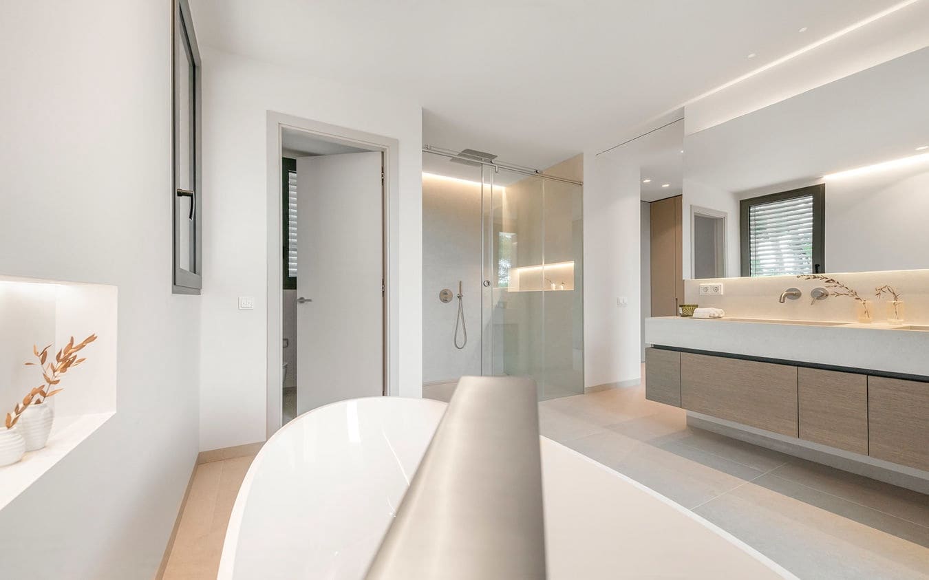 4 soverom Villa til salgs i Palma de Mallorca med svømmebasseng garasje - € 4 800 000 (Ref: 9474465)