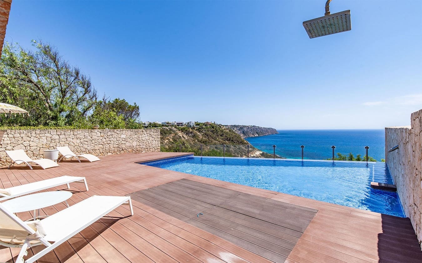 4 sypialnia Dom blizniak na sprzedaż w Puig de Ros z basenem garażem - 3 195 000 € (Ref: 9474466)