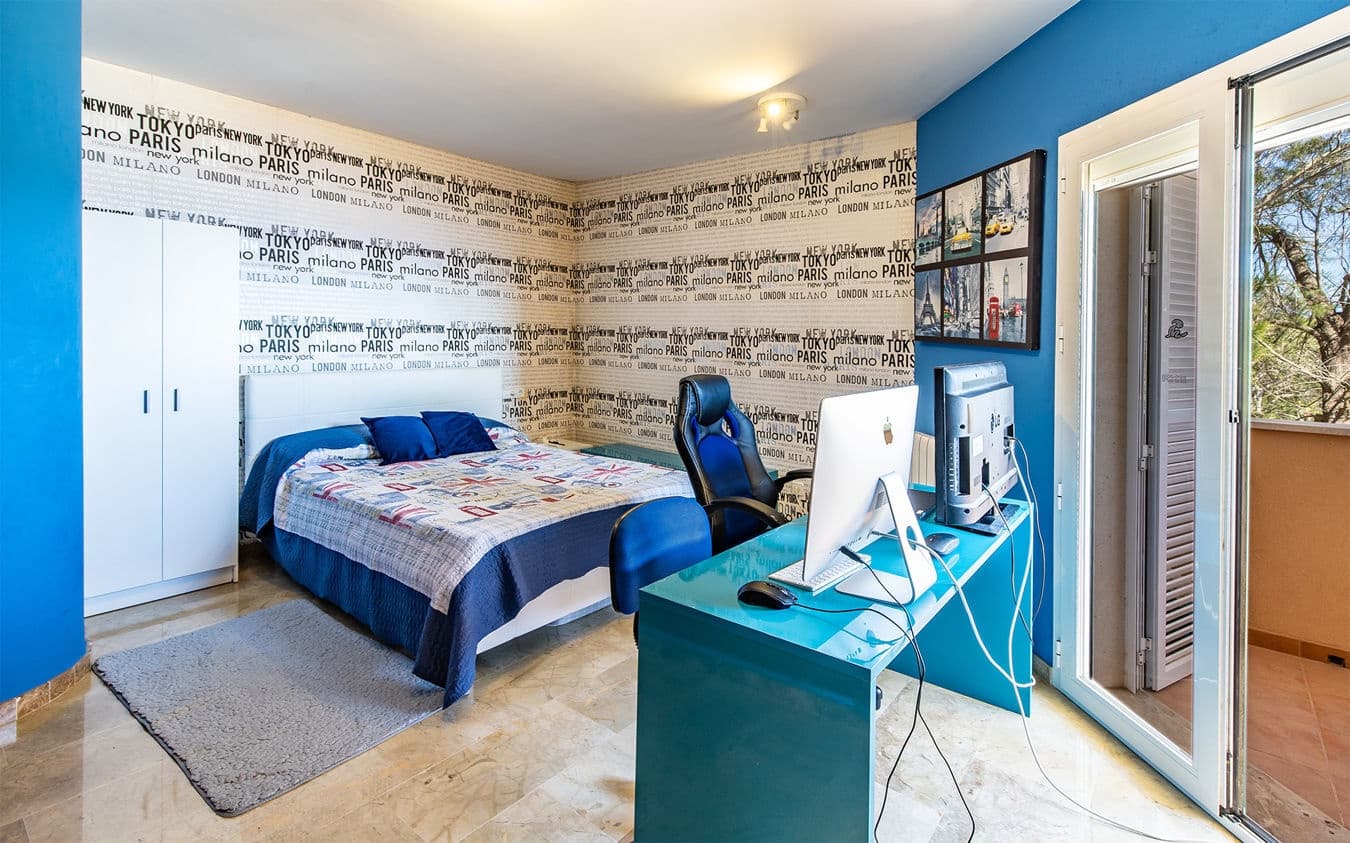 4 sypialnia Dom blizniak na sprzedaż w Puig de Ros z basenem garażem - 3 195 000 € (Ref: 9474466)