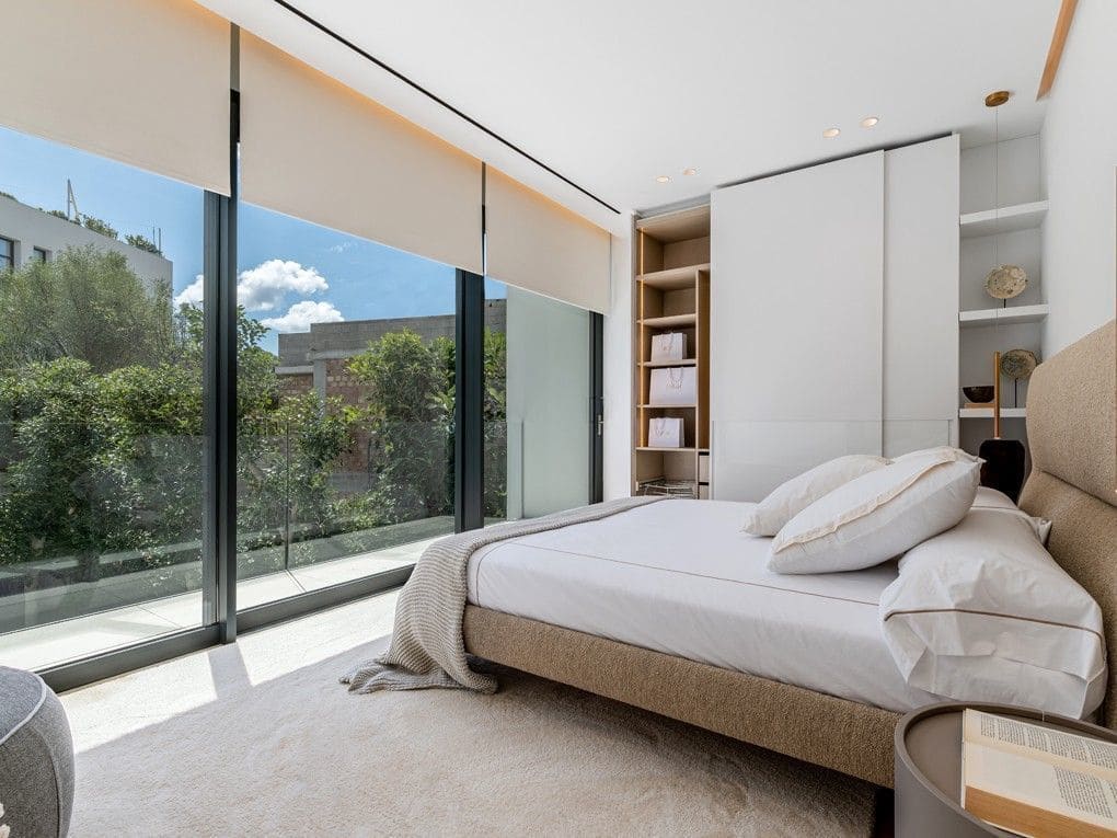 4 soveværelse Villa til salg i Bendinat med swimmingpool garage - € 3.995.000 (Ref: 9475568)