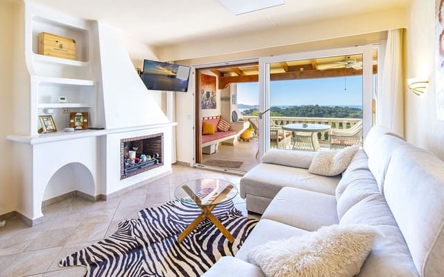 2 soveværelse Lejlighed til salg i Peguera / Paguera, Calvià med swimmingpool garage - € 895.000 (Ref: 9478876)